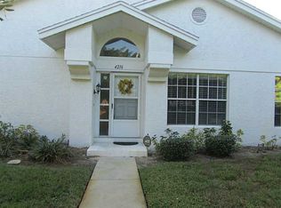 4216 Castlewood Dr, Holiday, FL 34691