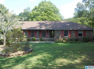 909 Heritage Dr, Sylacauga, AL 35150