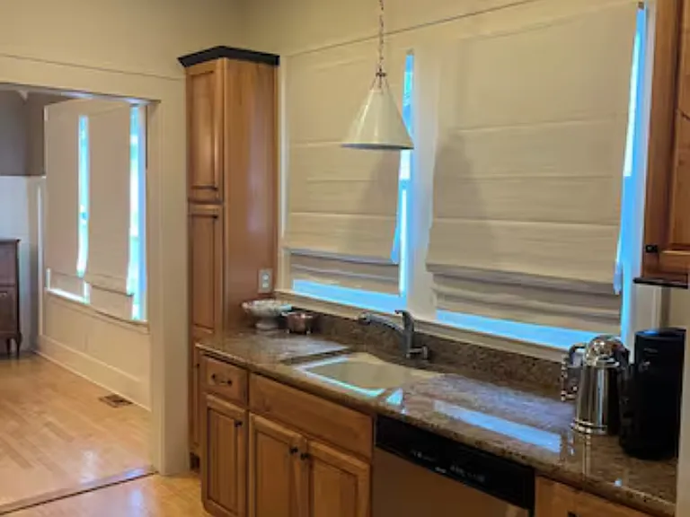 1521 Thomas Ave — Photo 11