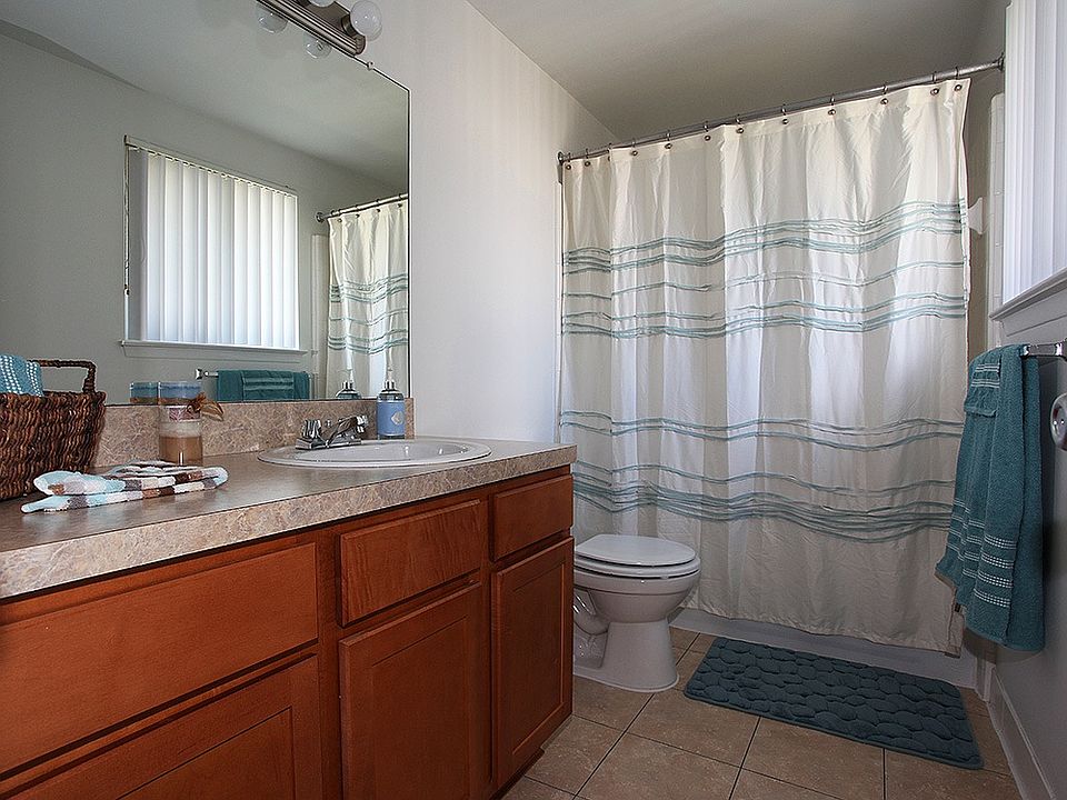 1st image of 2387 Orchard Crest St