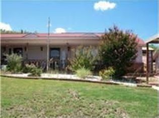 810 Columbus St, Coleman, TX 76834