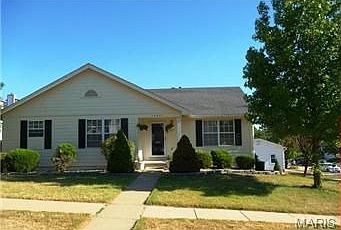 1st image of 12201 Glenpark Dr