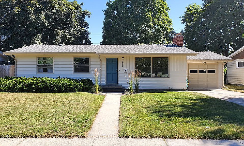 New Paint, gutters, windows
