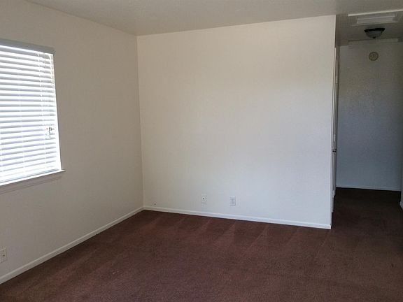 2nd image of 21875 Arapahoe Ave