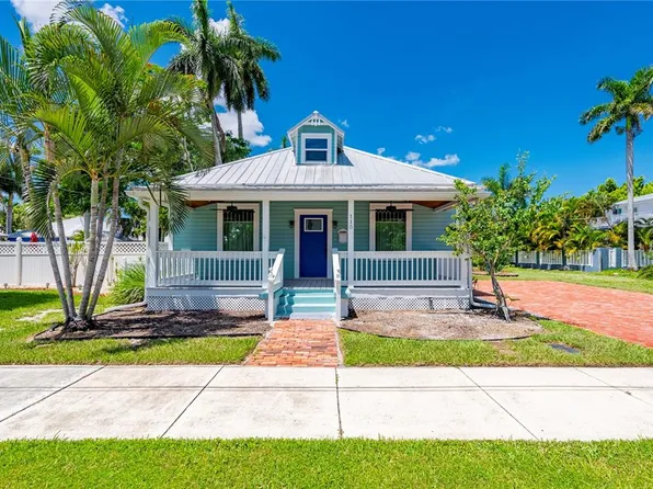 115 GILL STREET, PUNTA GORDA, FL 33950