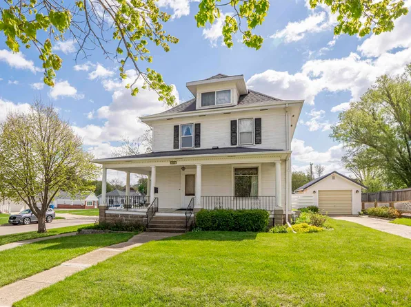 200 4th Ave SE, Le Mars, IA 51031