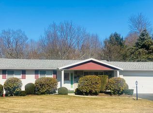 61 Laurel Ln, Freeland, PA 18224