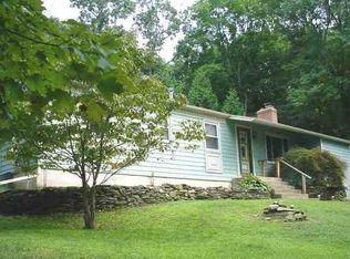 18 Waterhole Rd, Colchester, CT 06415