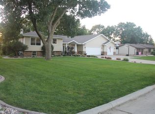 39 Pinney Rd, Moville, IA 51039