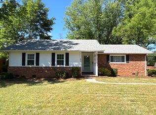 839 Fairbanks Rd, Charlotte, NC 28210