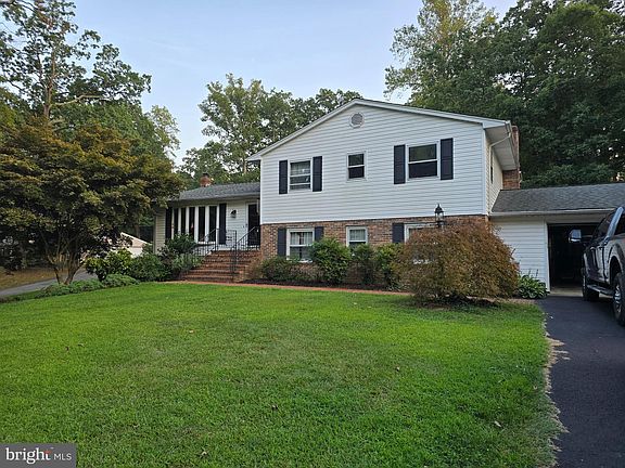 2nd image of 45651 Spruce Dr