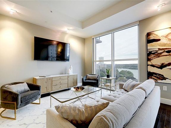 3rd image of 98 San Jacinto Blvd #902