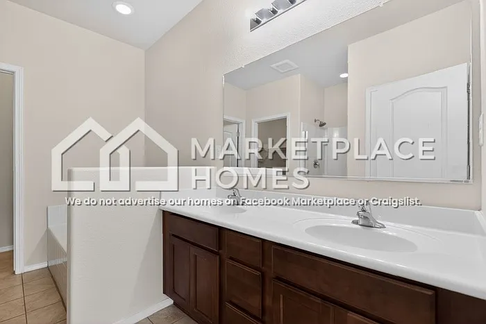 9808 Farinosa Ave SW — Photo 16