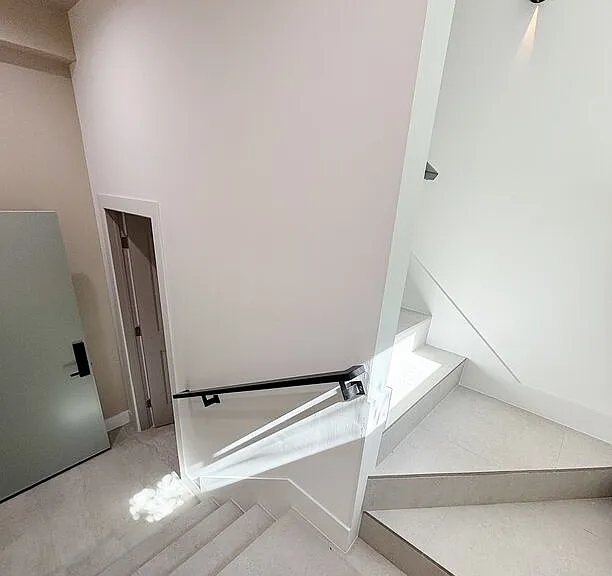713 Devirian Pl — Photo 12