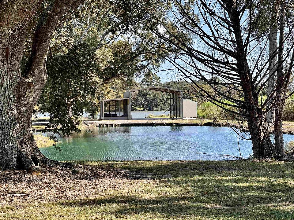 1st image of 900 Victoria Riverside Rd