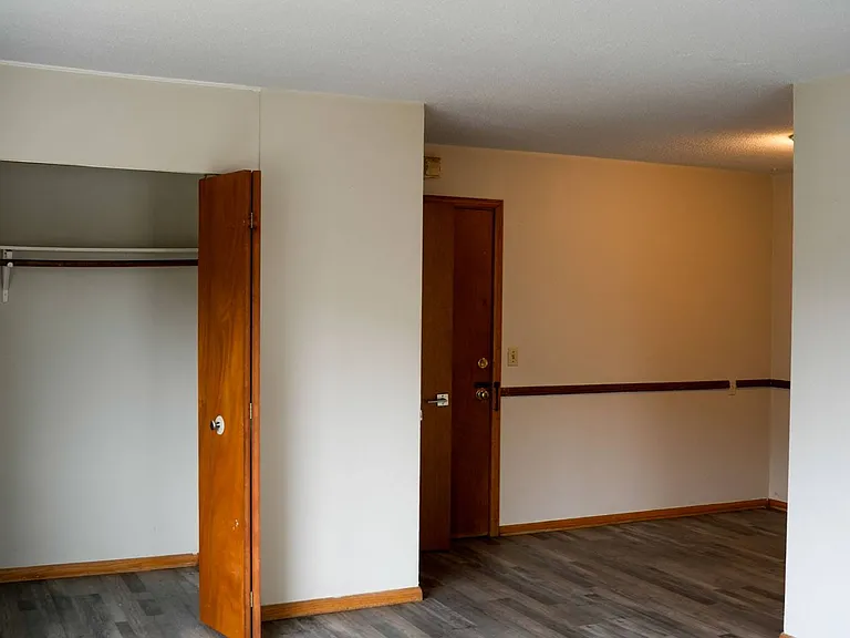 6345 Lyndale Ave S — Photo 29