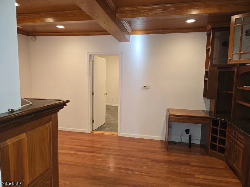 1 bed, 1.0 bath, $1,900 — Photo 3