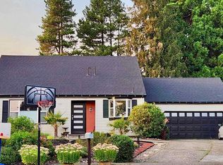 17985 NW Avalon Dr, Portland, OR 97229