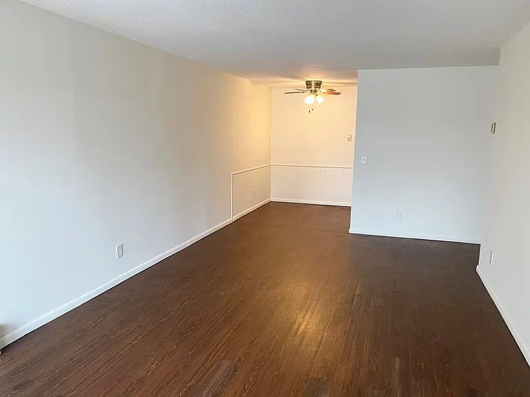 Apache Manor Apartments — Photo 47