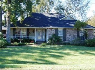 18539 Red Oak Dr, Prairieville, LA 70769