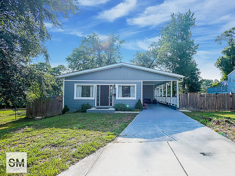 9615 51st Pl — Photo 2