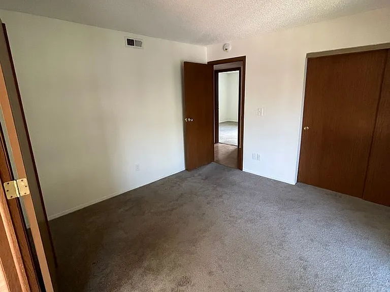 18195 E Ohio Ave #201 — Photo 8