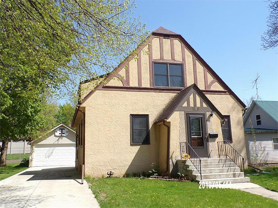 1st image of 1108 N 8th St