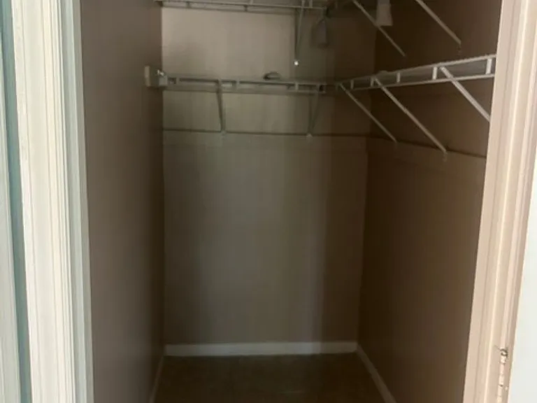 1207 Dinner Bell Ln E — Photo 24