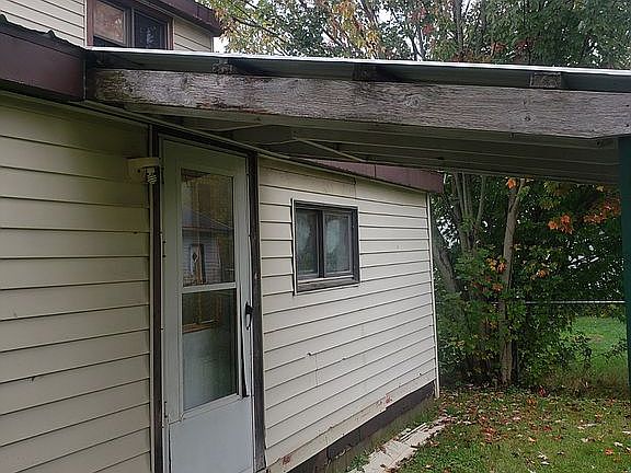 5th image of 1517 W 6th Ave