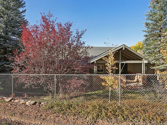 4th image of 8294 W Bonnie Brae Dr