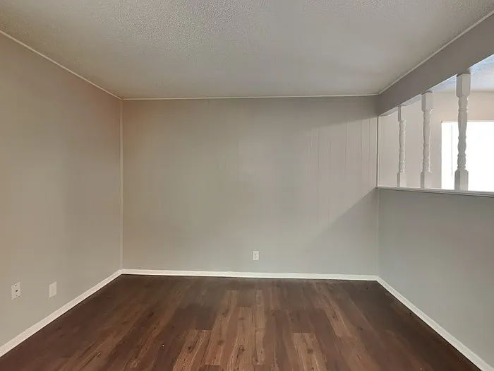3 bed, 2.0 bath, 1192 sqft, $1,795 — Photo 3