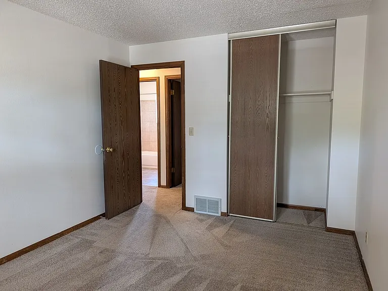 3028 Deliverance Dr — Photo 11