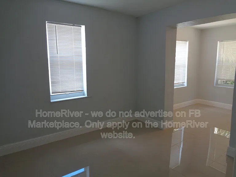 500 NW 9th Ave — Photo 13