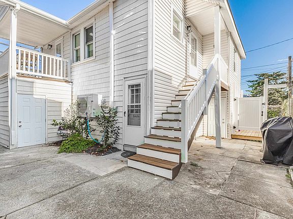 5th image of 611 2nd St #5