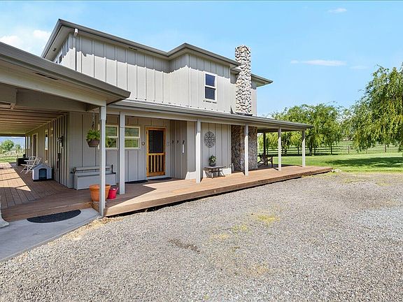 5th image of 900 Butler Creek Rd