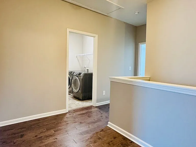 211 Torpoint Rd — Photo 13
