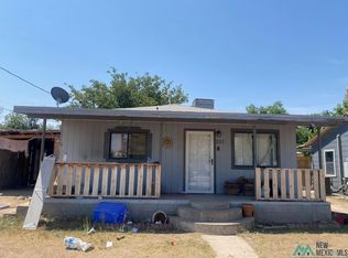 207 Russell St, Carlsbad, NM 88220