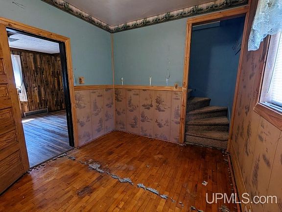 2nd image of 1120 N 1st Ave