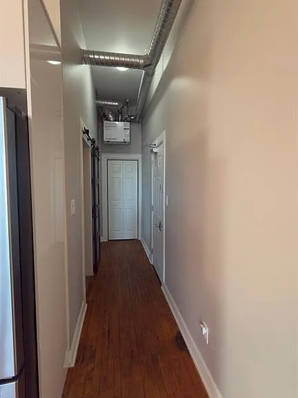 1154 Wyandotte St E #2 — Photo 9