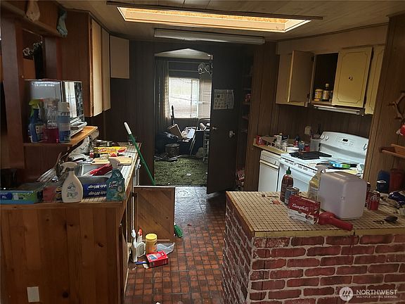 2nd image of 4002 Sunnyslope Road SW