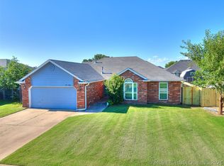 10903 E 120th Ct N, Collinsville, OK 74021