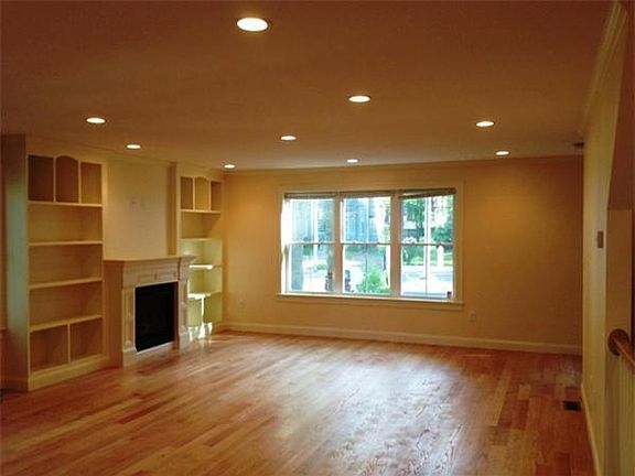 3rd image of 11 Sparhawk St #11A
