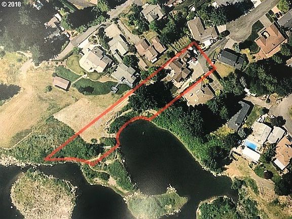 2nd image of 2949 SE Walta Vista Ct