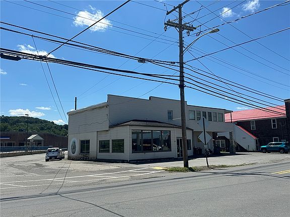 2nd image of 549 E Mahoning St