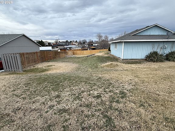 3rd image of 70 NE Alora Dr