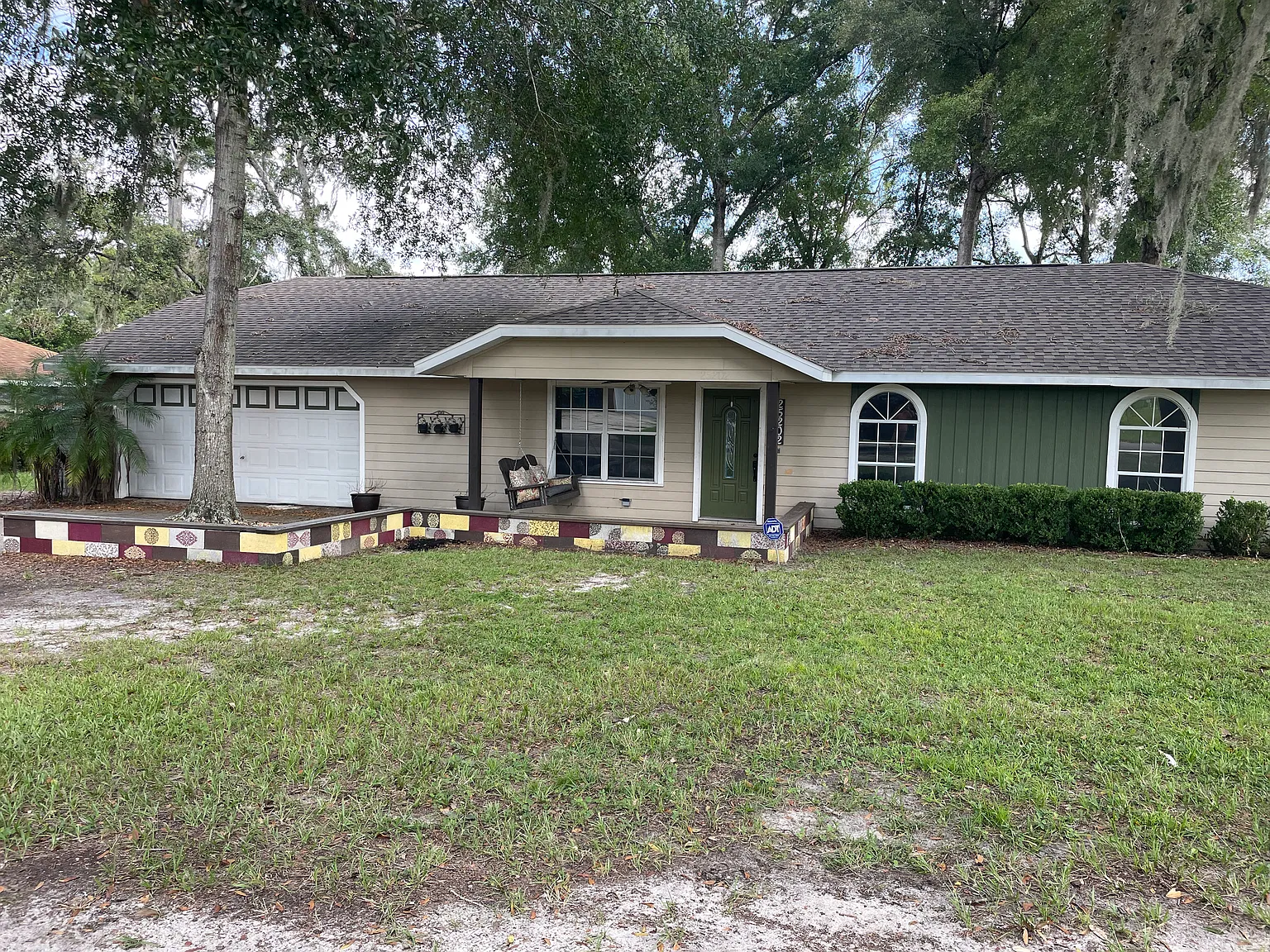 4 bed, 1854 sqft, $2,400 — Photo 1