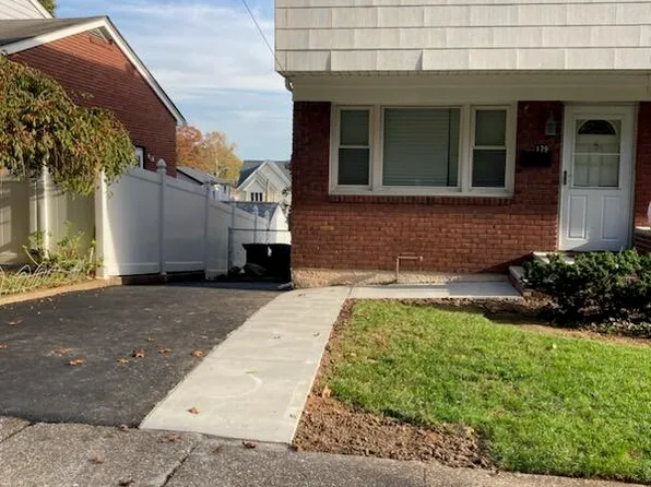129 Summit Ave, Staten Island, NY 10306