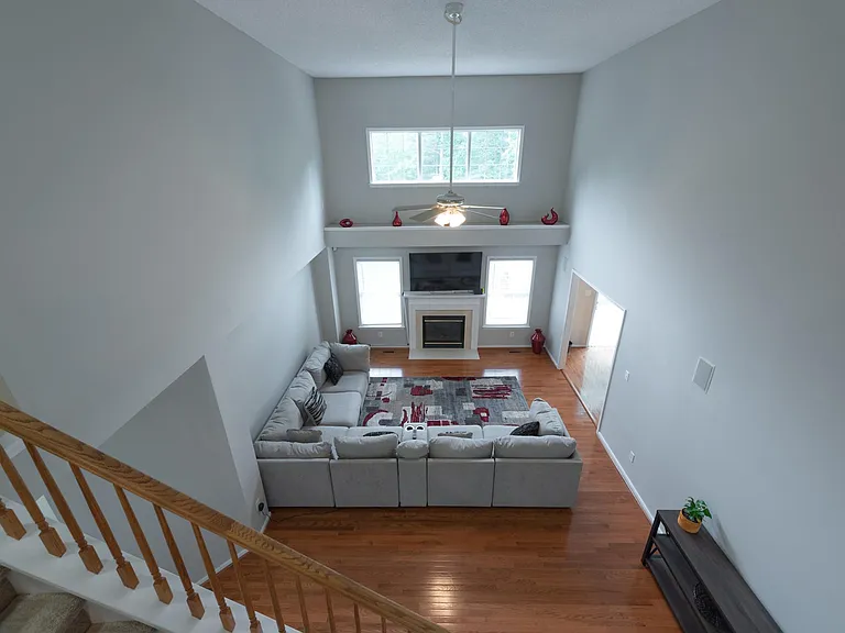 5121 Lippingham Ln — Photo 13