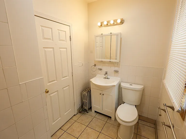 100 Seaver St #12A — Photo 11