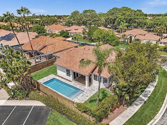 5th image of 267 Eagleton Estates Boulevard